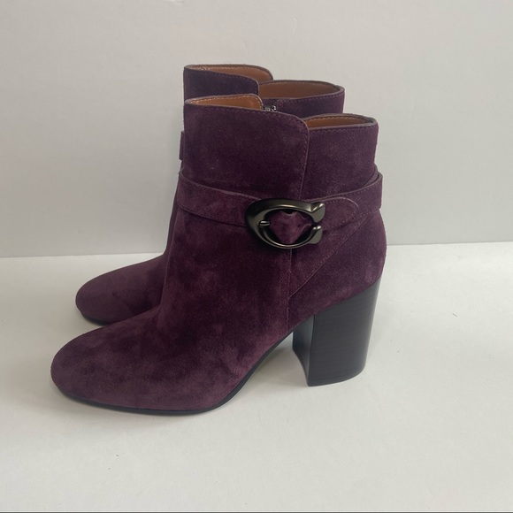 New Coach Delaney Signature Buckle Heel 